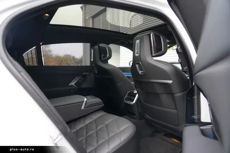 BMW 740 (Seria 7) din 2024 cu 26.000 km - oferta BMW184755 - foto 17