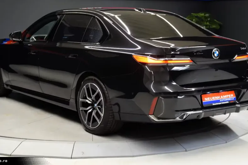 BMW 740 (Seria 7) din 2024 cu 12.600 km - oferta BMW184759 - foto 4