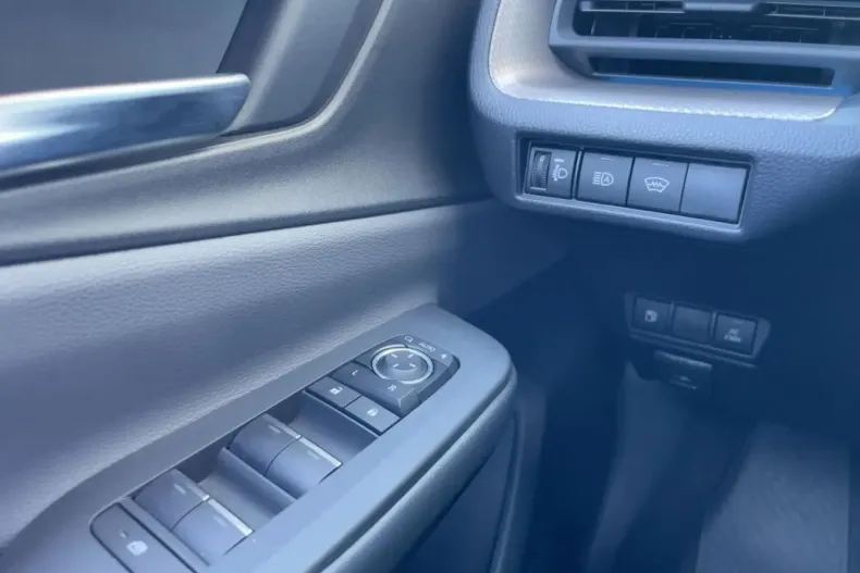 Toyota Prius din 2023 cu 21.744 km - oferta TOY184762 - foto 7