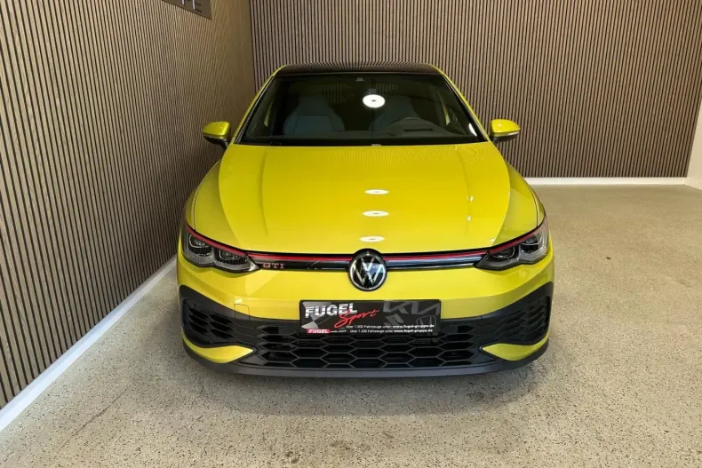 Volkswagen Golf din 2021 cu 62.530 km - oferta VOL184775 - foto 2