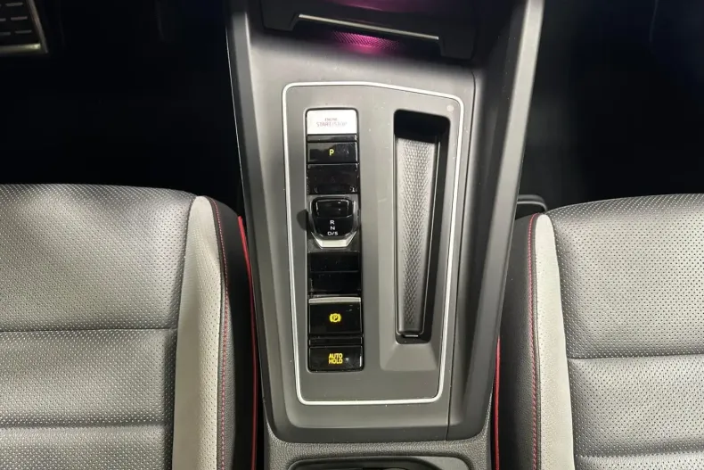 Volkswagen Golf din 2021 cu 62.530 km - oferta VOL184775 - foto 22