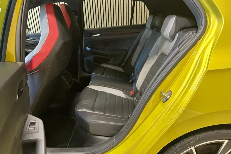 Volkswagen Golf din 2021 cu 62.530 km - oferta VOL184775 - foto 24