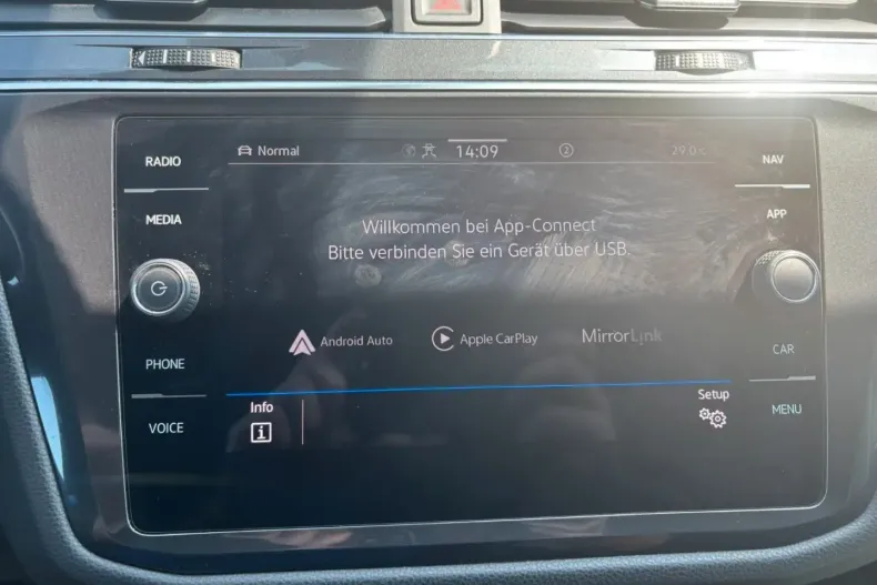 Volkswagen Tiguan Allspace din 2021 cu 69.790 km - oferta VOL184778 - foto 19