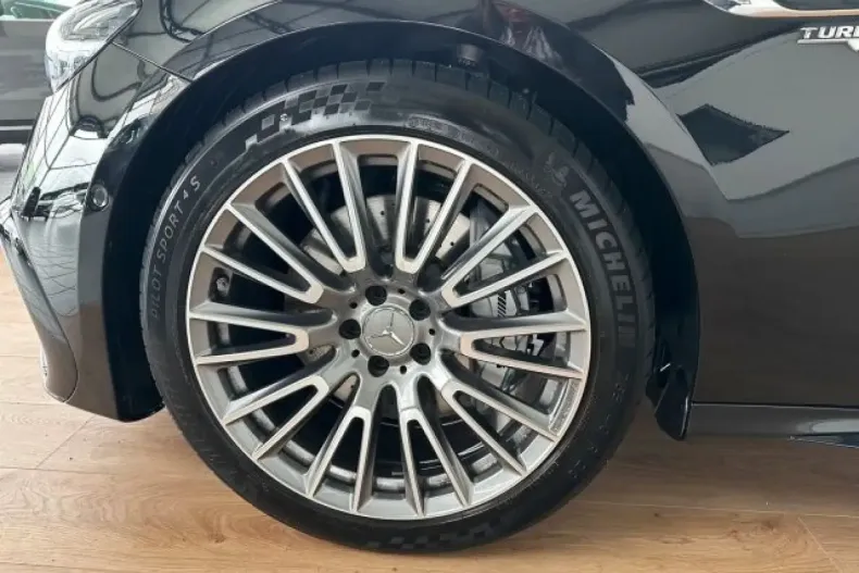 Mercedes-Benz E 53 AMG (Clasa E) din 2025 cu 8.100 km - oferta MER184781 - foto 4