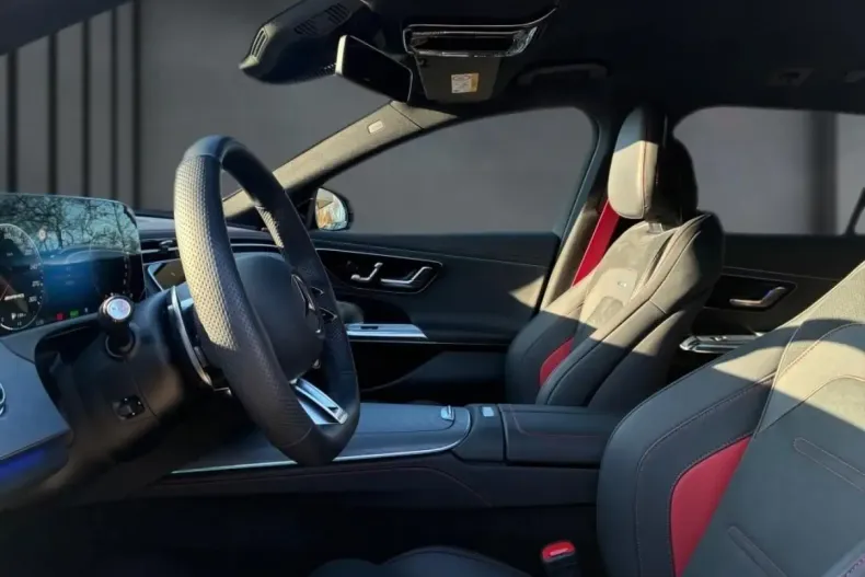 Mercedes-Benz E 53 AMG (Clasa E) din 2025 cu 1.600 km - oferta MER184782 - foto 6