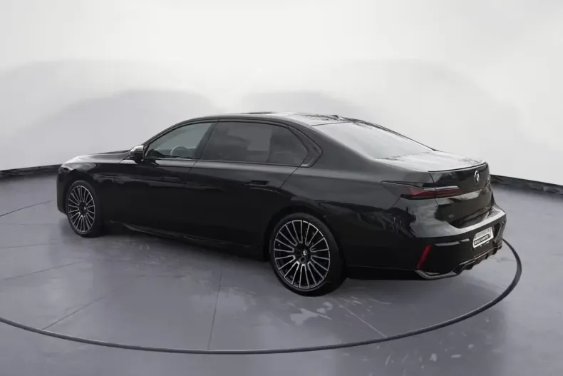 BMW 740 (Seria 7) din 2024 cu 67.631 km - oferta BMW184787 - foto 4