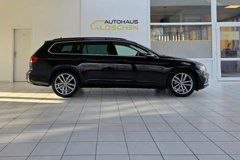 Volkswagen Passat Variant din 2022 cu 95.479 km - oferta VOL184789 - foto 5