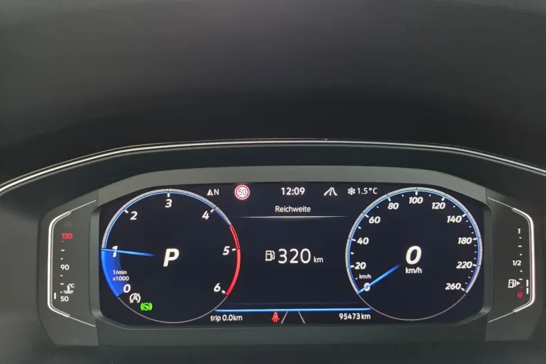 Volkswagen Passat Variant din 2022 cu 95.479 km - oferta VOL184789 - foto 23