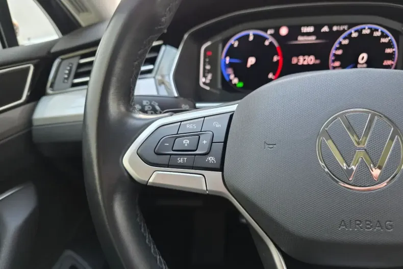 Volkswagen Passat Variant din 2022 cu 95.479 km - oferta VOL184789 - foto 25