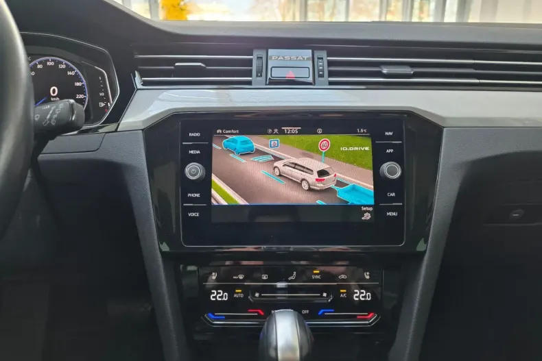 Volkswagen Passat Variant din 2022 cu 95.479 km - oferta VOL184789 - foto 40