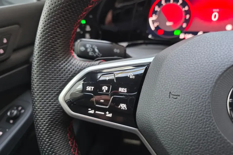 Volkswagen Golf din 2022 cu 56.650 km - oferta VOL184791 - foto 22