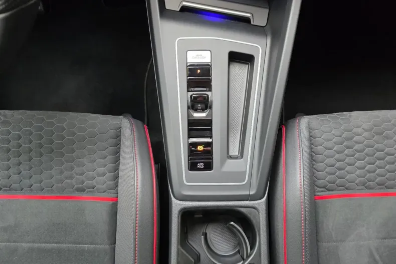 Volkswagen Golf din 2022 cu 56.650 km - oferta VOL184791 - foto 41