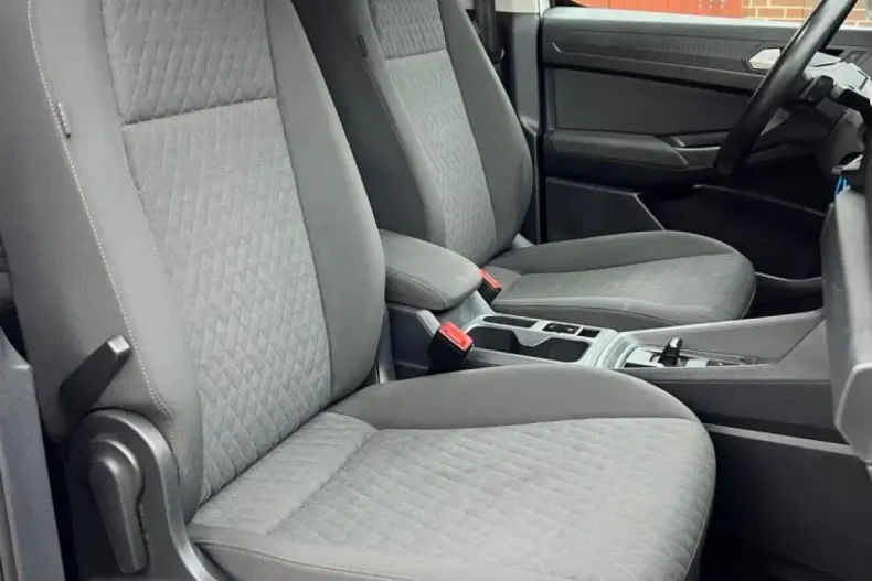 Volkswagen Caddy Maxi din 2021 cu 69.318 km - oferta VOL184792 - foto 12