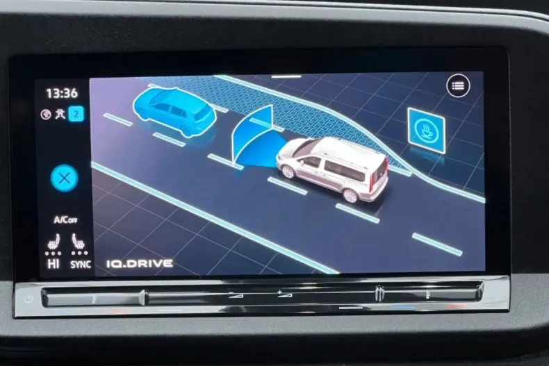 Volkswagen Caddy Maxi din 2021 cu 69.318 km - oferta VOL184792 - foto 21