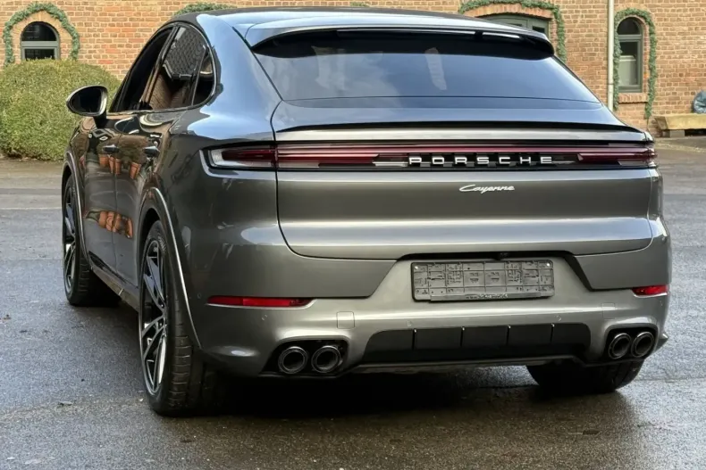 Porsche Cayenne din 2024 cu 12.200 km - oferta POR184805 - foto 13