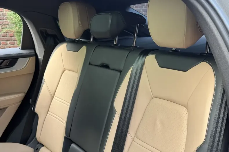 Porsche Cayenne din 2024 cu 12.200 km - oferta POR184805 - foto 22