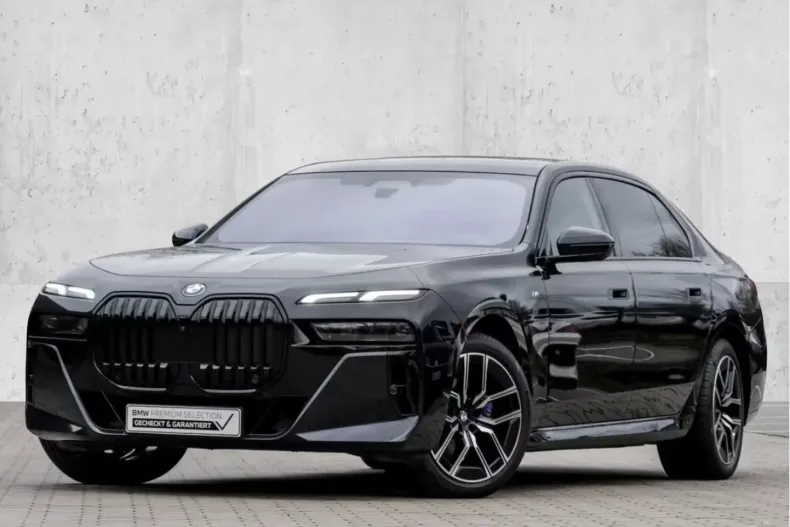 BMW 740 (Seria 7) din 2023 cu 69.649 km - oferta BMW184807 - foto 1