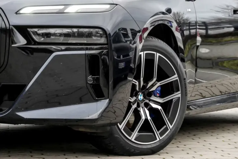 BMW 740 (Seria 7) din 2023 cu 69.649 km - oferta BMW184807 - foto 3