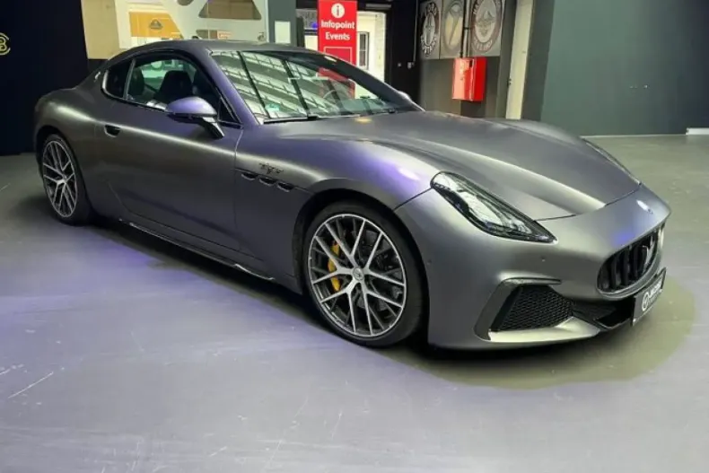 Maserati Granturismo din 2023 cu 18.300 km - oferta MAS184813 - foto 1