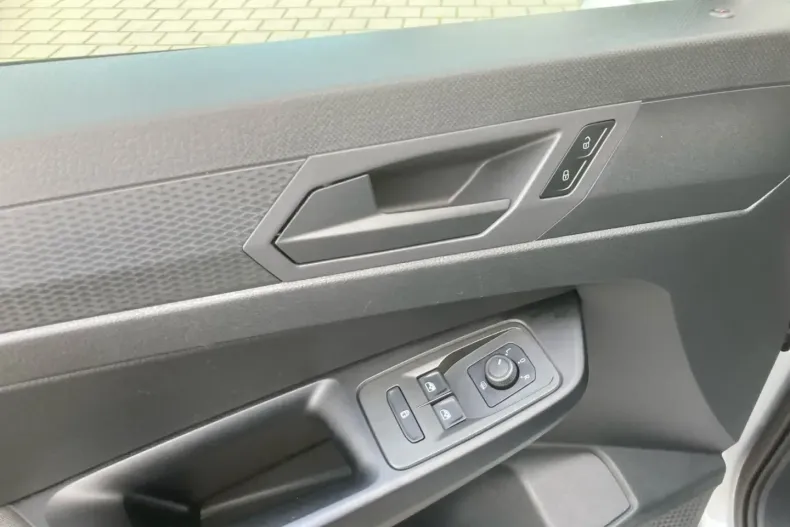 Volkswagen Caddy Maxi din 2022 cu 73.400 km - oferta VOL184814 - foto 10