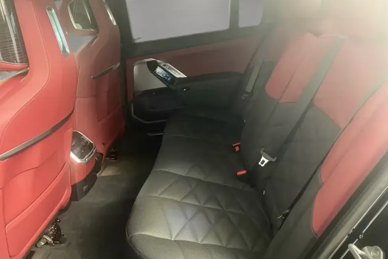 BMW 740 (Seria 7) din 2023 cu 30.337 km - oferta BMW184816 - foto 9