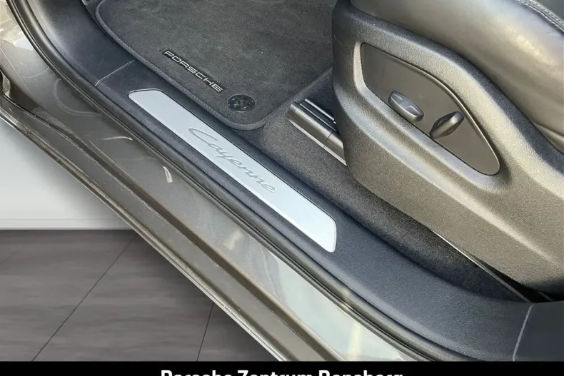 Porsche Cayenne din 2025 cu 12.900 km - oferta POR184817 - foto 24