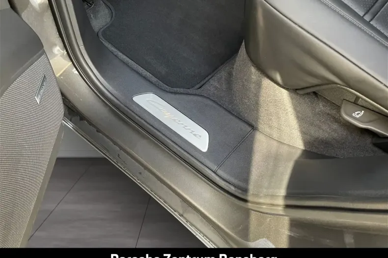 Porsche Cayenne din 2025 cu 12.900 km - oferta POR184817 - foto 25