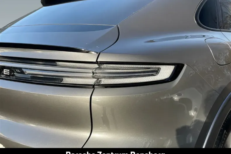 Porsche Cayenne din 2025 cu 12.900 km - oferta POR184817 - foto 32