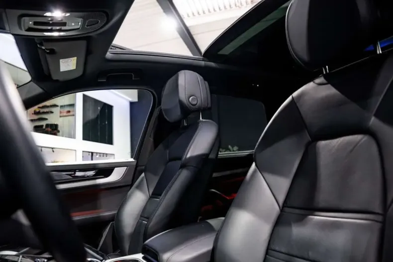 Porsche Cayenne din 2024 cu 34.430 km - oferta POR184818 - foto 16