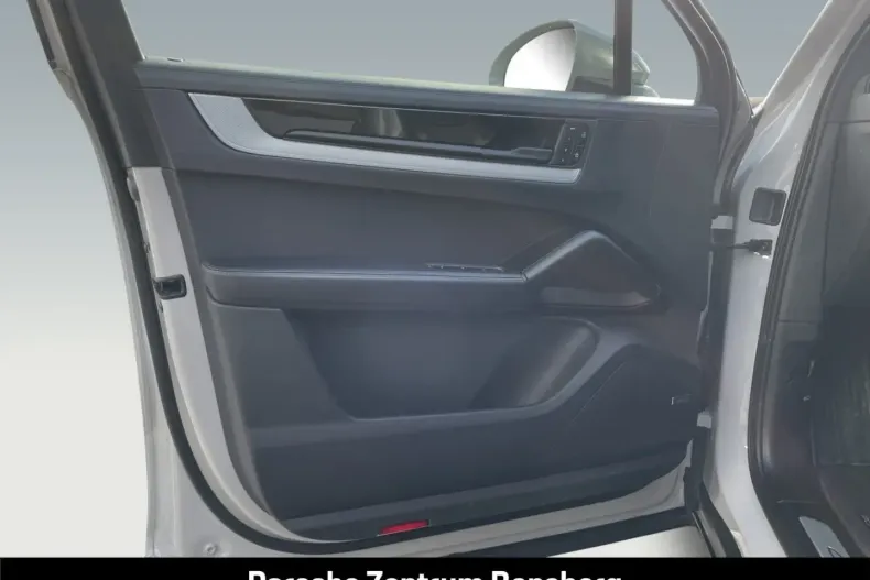 Porsche Cayenne din 2024 cu 20.600 km - oferta POR184819 - foto 23