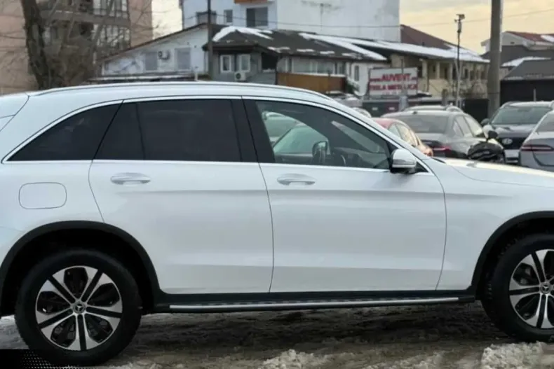 Mercedes-Benz GLC 200 (Clasa GLC) din 2021 cu 85.000 km - oferta MER184821 - foto 10