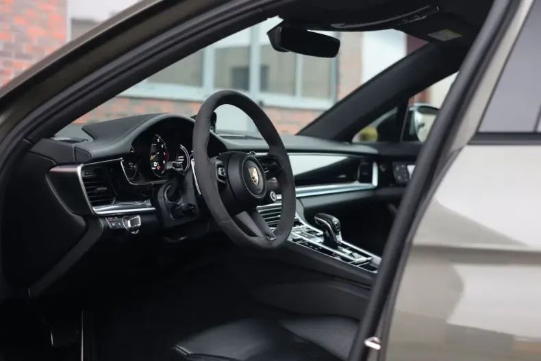 Porsche Panamera din 2023 cu 66.774 km - oferta POR184823 - foto 34