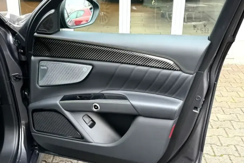 Maserati Grecale din 2023 cu 25.000 km - oferta MAS184825 - foto 23