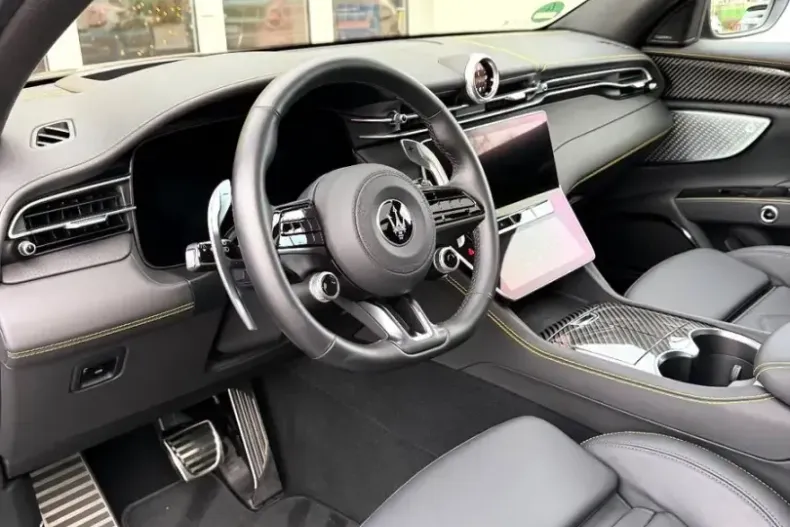 Maserati Grecale din 2023 cu 25.000 km - oferta MAS184825 - foto 31