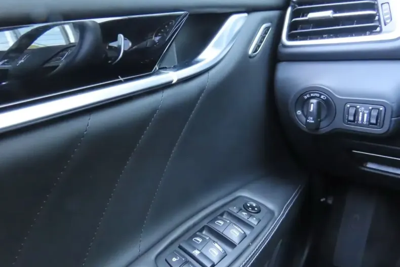 Maserati Ghibli din 2022 cu 28.638 km - oferta MAS184826 - foto 15