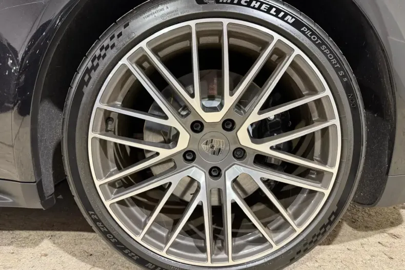 Porsche Panamera din 2024 cu 9.300 km - oferta POR184828 - foto 11