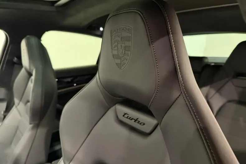 Porsche Panamera din 2024 cu 9.300 km - oferta POR184828 - foto 16