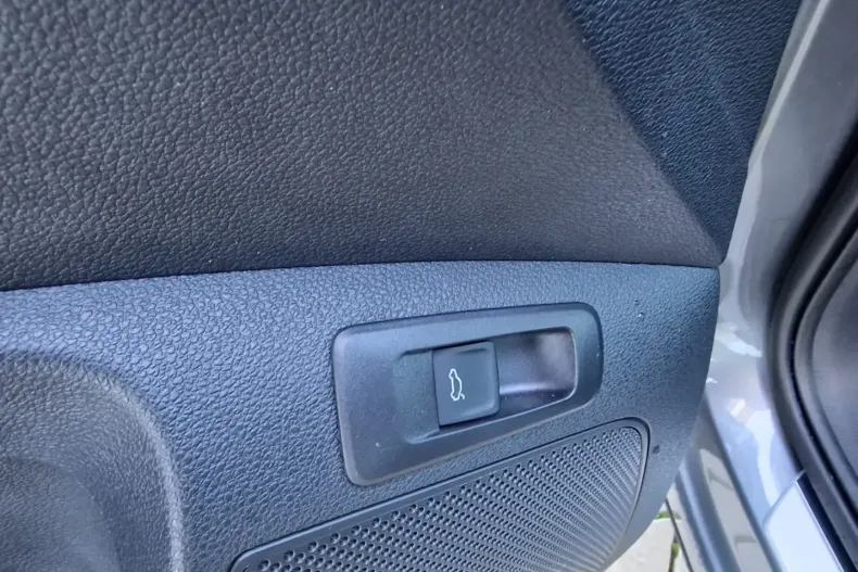 Skoda Karoq din 2025 cu 6.650 km - oferta SKO184831 - foto 15