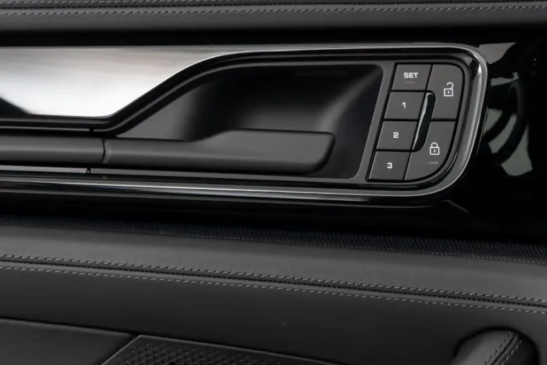 Porsche Panamera din 2024 cu 24.844 km - oferta POR184835 - foto 28