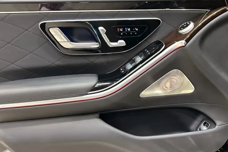 Mercedes-Benz S 450 (Clasa S) din 2024 cu 22.766 km - oferta MER184839 - foto 11