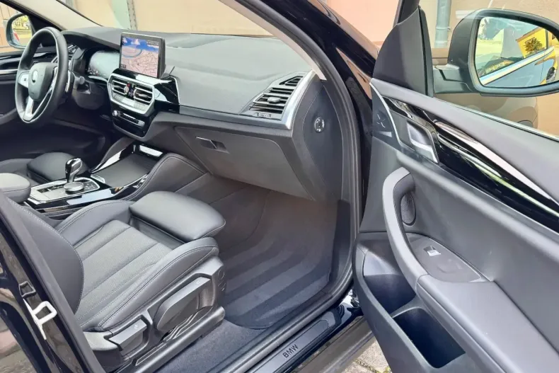 BMW X4 (Seria X) din 2023 cu 63.400 km - oferta BMW184842 - foto 22