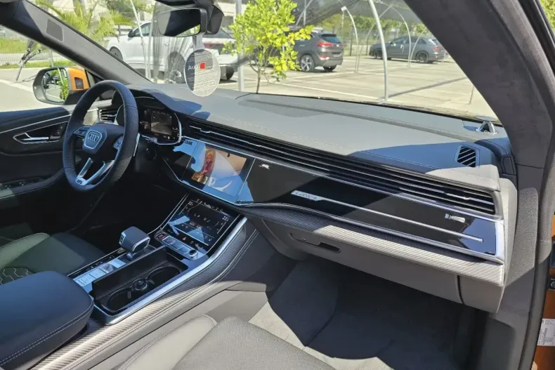 Audi RSQ8 din 2024 cu 35 km - oferta AUD184845 - foto 17