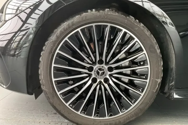 Mercedes-Benz CLE 200 (Clasa CLE) din 2025 cu 4.932 km - oferta MER184846 - foto 10