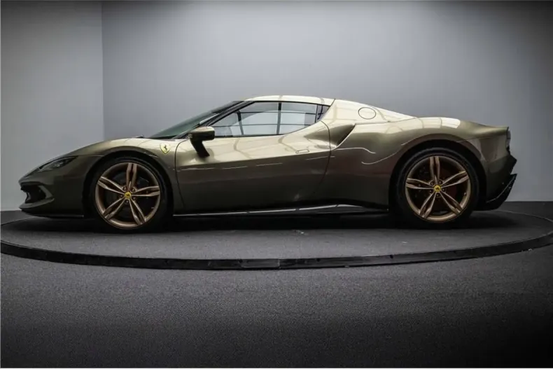 Ferrari 296 GTB din 2023 cu 9.170 km - oferta FER184851 - foto 5