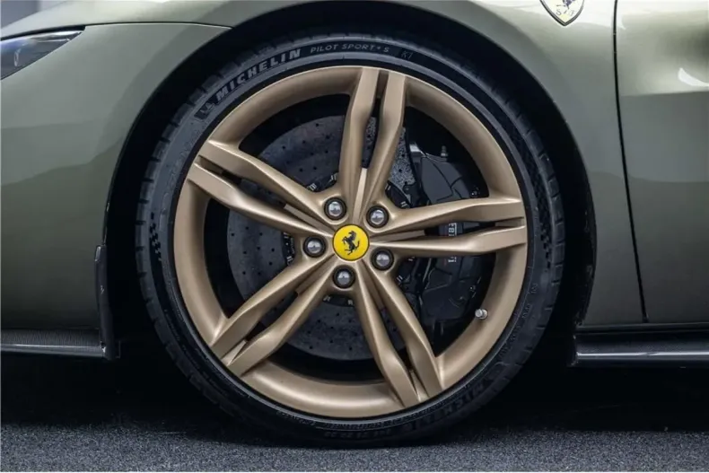 Ferrari 296 GTB din 2023 cu 9.170 km - oferta FER184851 - foto 21