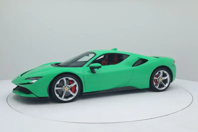 Ferrari SF90 din 2023 cu 1.477 km - oferta FER184853 - foto 14