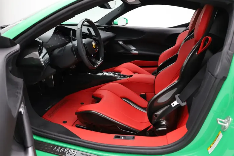 Ferrari SF90 din 2023 cu 1.477 km - oferta FER184853 - foto 16