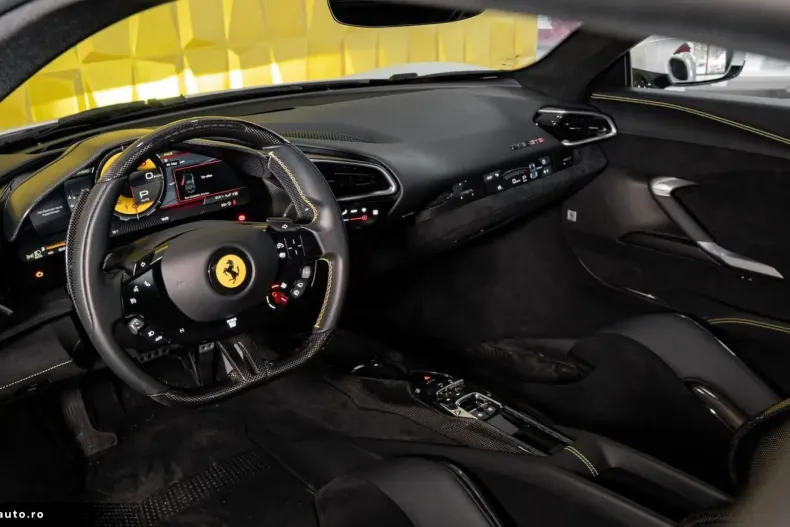 Ferrari 296 GTB din 2023 cu 9.740 km - oferta FER184855 - foto 9