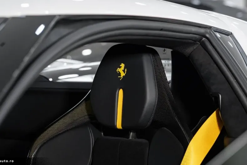 Ferrari 296 GTB din 2023 cu 9.740 km - oferta FER184855 - foto 17