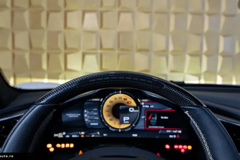 Ferrari 296 GTB din 2023 cu 9.740 km - oferta FER184855 - foto 25